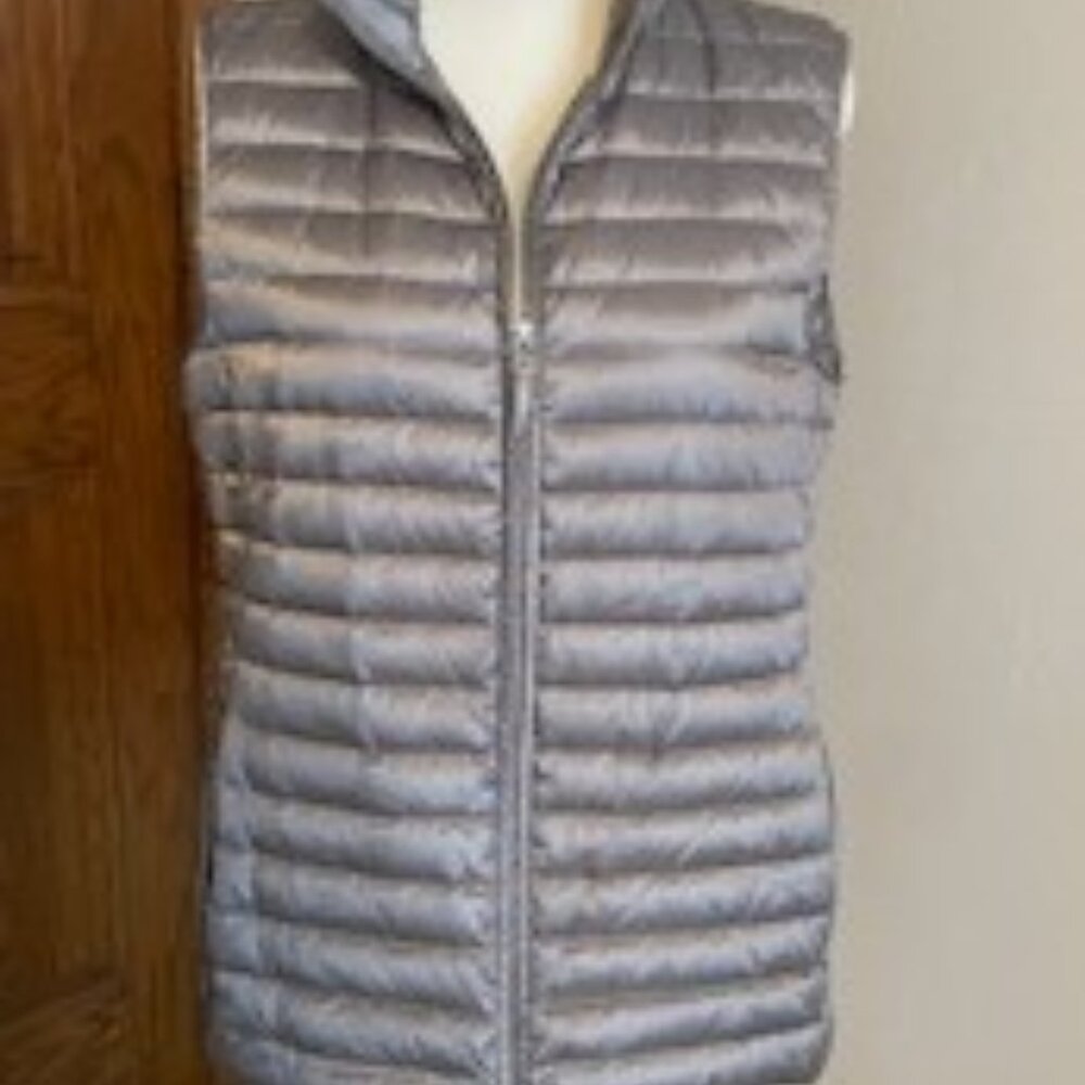Lafayette 148 Gray/Silver Puffer Vest